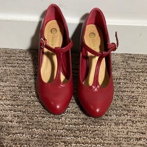 Chase and Chloe Kona Red